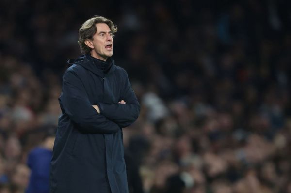 سرمربی تاتنهام تقابل با شان دایچ سخت است