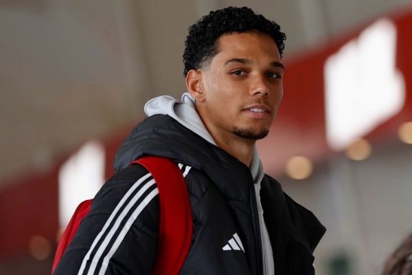 مذاکرات بارسلونا برای جذب اتین اتوئو آغاز شد