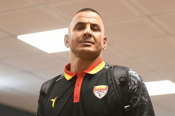 گران شدن بنزین سوژه جدید حامد لک عکس