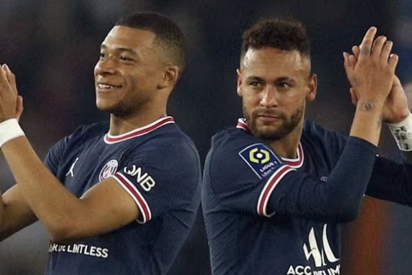 پرده برداری تیاگو سیلوا از اختلافی که میان امباپه و نیمار بود