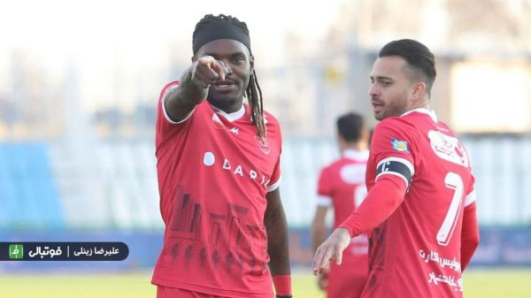  صدرنشینی موقت با گل زودهنگام  آلومینیوم حریف پرسپولیس نشد