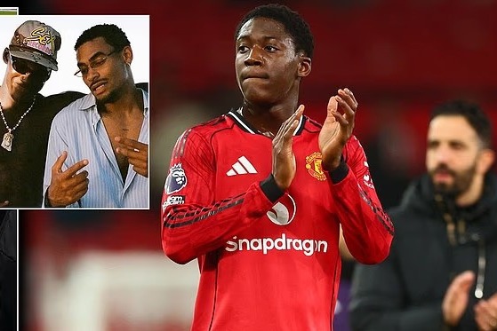 کنایه جالب برادر بازیکن منچستریونایتد به آموریم عکس