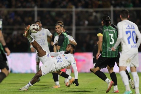 انتقاد تند پاشازاده از مدیران استقلال تاجرنیا دنبال قهرمانی در توییت زدن است جنپو را در لیگ دسته دو هم بازی نمیدهم