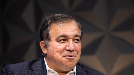 تاجرنیا اندونگ فسخ نکرده است سیدورف غیبتش را جبران میکند