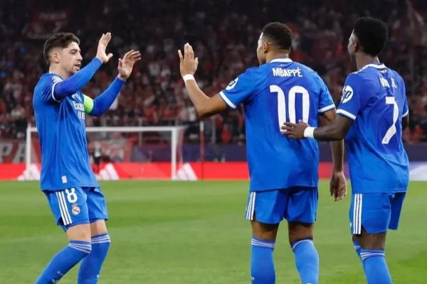  ژابی آلونسو کاپیتان رئال مادرید را خط زد