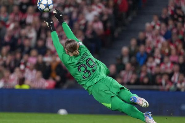 ریسک انریکه روی دروازهبان روس جواب داد