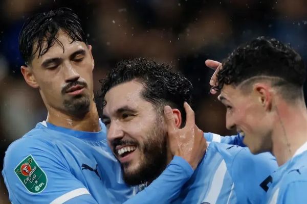 انتقاد گواردیولا از دو بازیکن منچسترسیتی