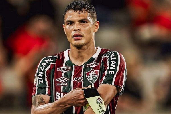  ستاره ۴۱ ساله برزیلی آماده بازگشت به فوتبال اروپا