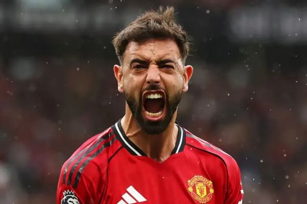  برونو فرناندز پیشنهاد دو باشگاه بزرگ را رد کرده است