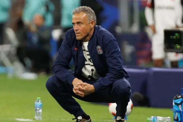  شوکه شدن انریکه از مصدومیت دروازه‌بان شگفتی‌ساز