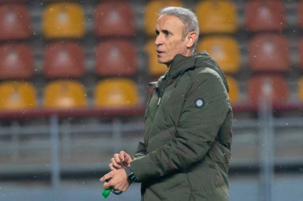  گل‌محمدی  برای اعتبارم می‌جنگم و تمام تلاشم را می‌کنم