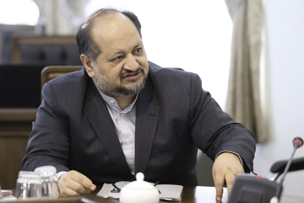  کوتاهی تاجرنیا در انتشار صورت‌های مالی و شفاف‌سازی  آقای شریعتمداری  حواس‌تان هست