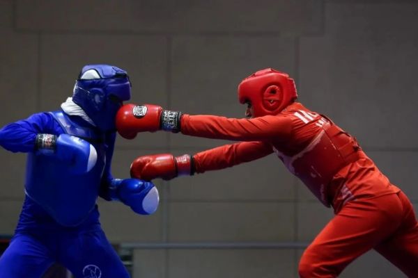 کمیته انضباطی خواهران منصوریان را نقره داغ کرد