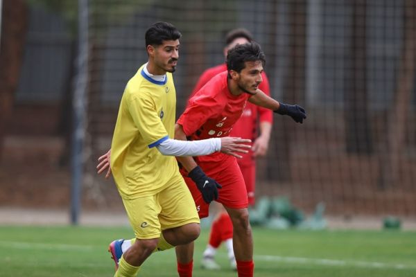  پیام مادر صادقی به اوسمار؛ فرصت بیشتری به پسرم بده