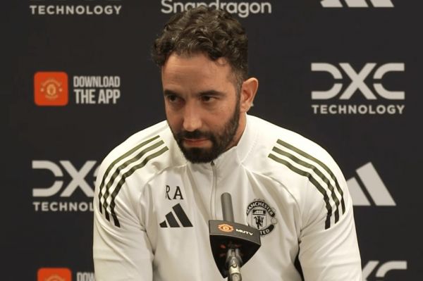  مخالفت آموریم با نظر الکس فرگوسن درباره شانس قهرمانی منچستریونایتد