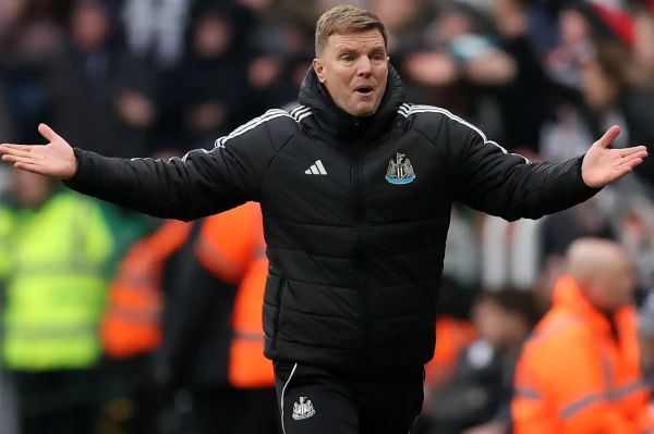 خشم هاو از تصمیم جنجالی داور؛ پنالتی سوخته نیوکاسل مقابل چلسی