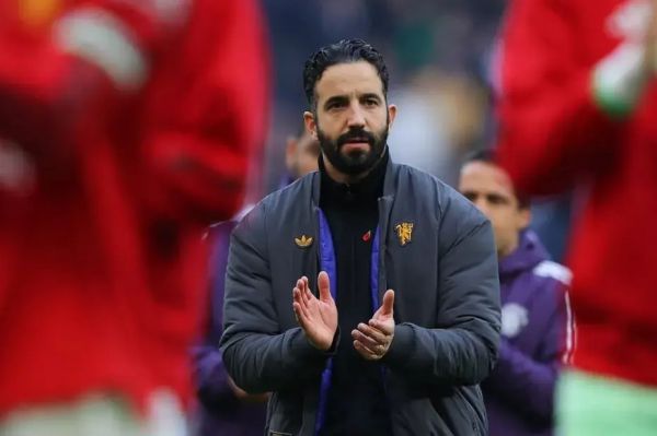 کنایه آموریم به ماینو رونالدو هم در منچستریونایتد نیمکتنشین شد