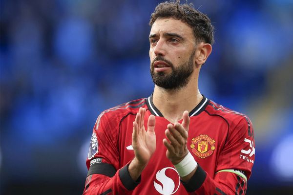  فرناندز در آستانه ثبت دو رکورد تاریخی مقابل استون ویلا