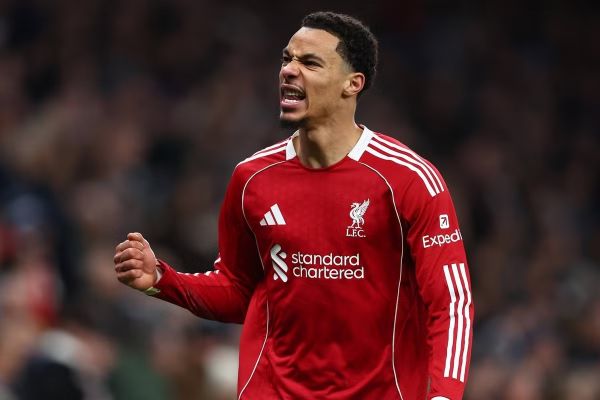  ریسه  اکیتیکه فشار زیادی بر ایساک وارد می‌کند