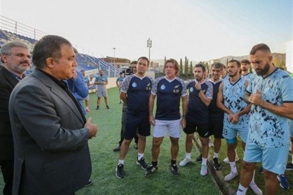  توئیتر شخصی تاجرنیا یا رسانه رسمی باشگاه استقلال