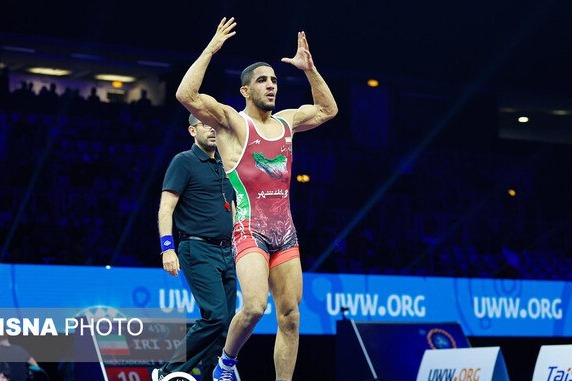  رحمان عموزاد مقتدرترین آزادکار جهان شد