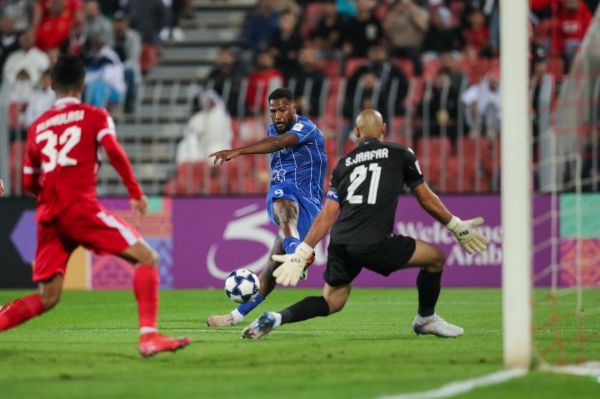  اولین گل نازون برای استقلال؛ دیرهنگام اما تعیین‌کننده