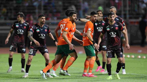  «فوتبالی» و گلهای برتر پرسپولیس و مس؛ وفور زیبایی  ویدیو