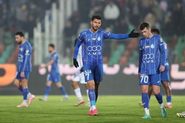 معادله جالب؛ برد استقلال مقابل سپاهان به سود پرسپولیس است