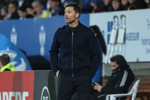  هافبک سابق رئال مادرید  آلونسو بهترین گزینه برای هدایت این باشگاه است