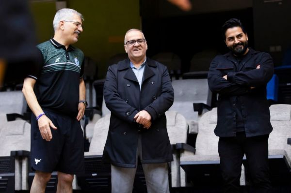  سرمربی بسکتبال استقلال  کمیته داوران جوابگو باشد