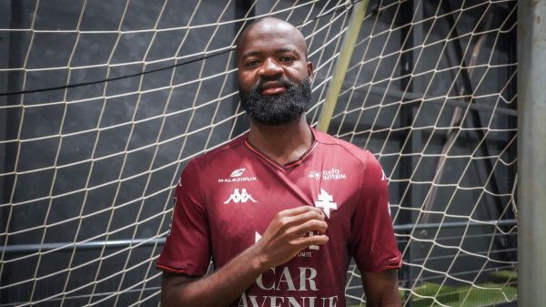 درباره بازیکن کامرونی مدنظر مدیران استقلال؛ آقایان دنبال دردسر می‌گردند!