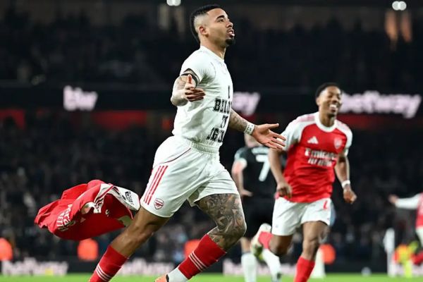 دلیل خوشحالی مذهبی ژسوس پس از گلزنی به استون ویلا