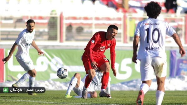 فاجعه گلزنی تراکتور؛ چه بر سر قهرمان آمد