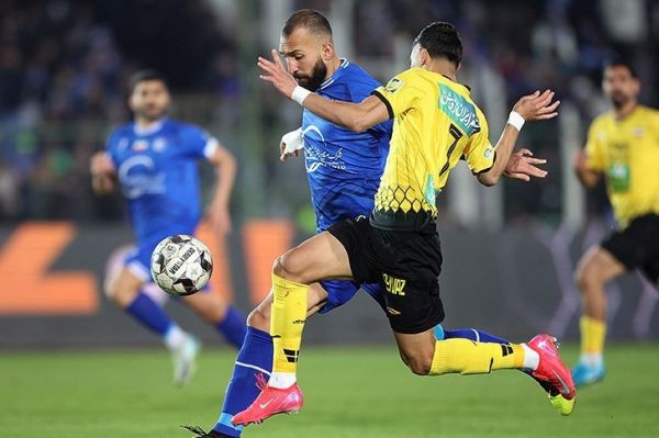  تغییر ساعت دیدار سپاهان - استقلال در روزی بازی