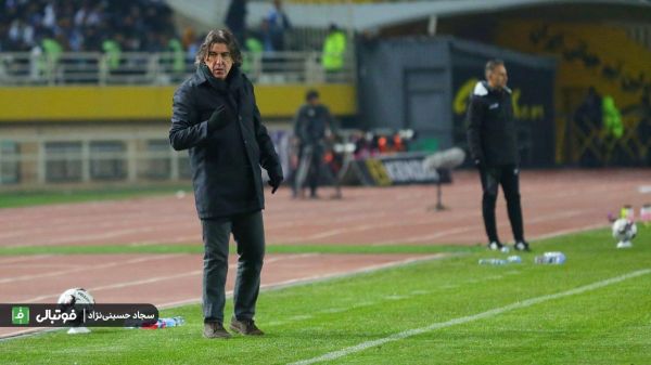 حمله ساپینتو به سرمربی اسبق استقلال؛ با احترام لطفا دهانت را ببند