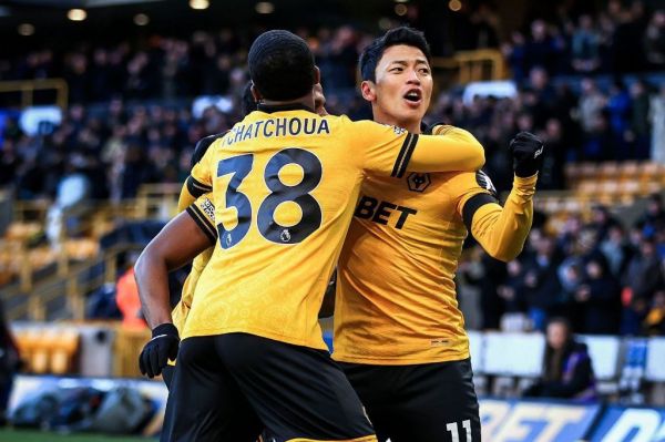 تیمی که بعد از ۲۰ هفته در لیگ برتر انگلیس پیروز شد