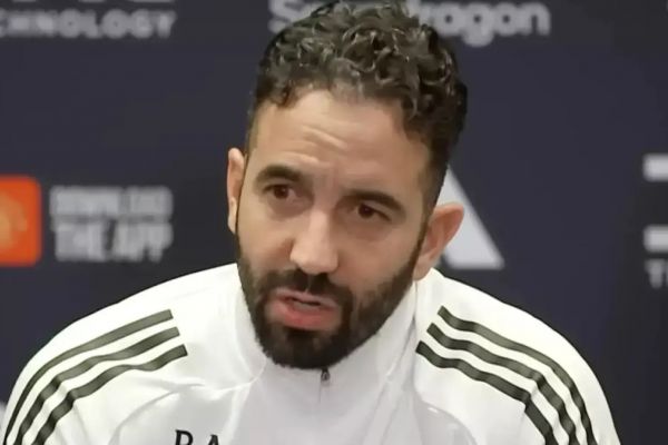  آموریم  استعفا نمی‌دهم