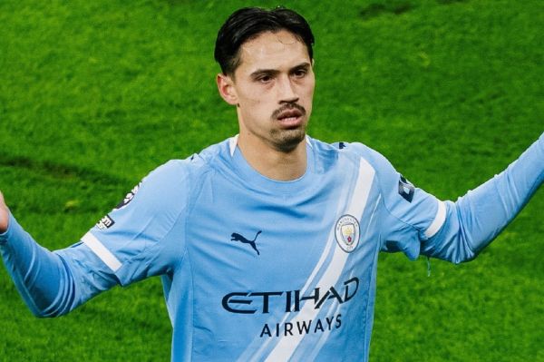  منچسترسیتی لغزید، چلسی بدون مارسکا نفس تازه کرد