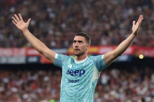 پیشنهاد ستاره صربستانی یوونتوس به بارسلونا