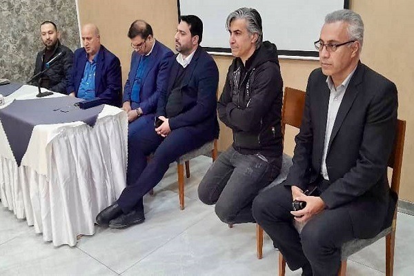  تاج  همچنان تمام‌قد از شمسایی و تیم ملی فوتسال حمایت می‌کنیم