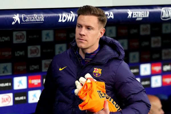  ترشتگن در بارسلونا ماندنی شد