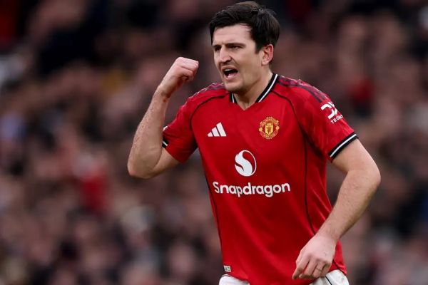  آینده مبهم مگوایر در الدترافورد؛ منتظر تصمیم منچستریونایتد