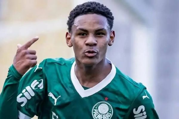  بند فسخ 100 میلیون یورویی مانع از پیوستن استعداد برزیلی به بارسلونا می‌شود