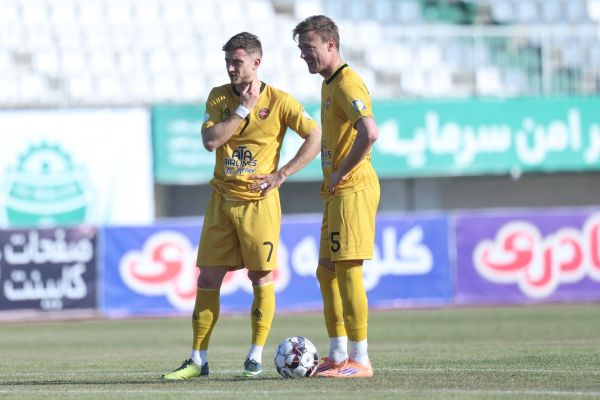  تراکتور به طور ناگهانی دوباره مدعی شد