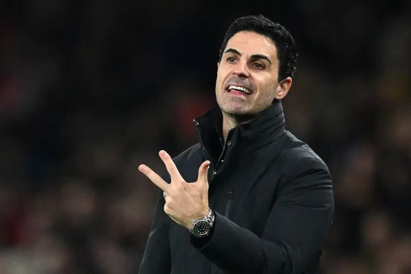 آرسنال با اتوبوس به یورکشایر میرود