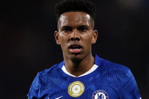  دلیل غیبت مسینیو در ترکیب چلسی چیست