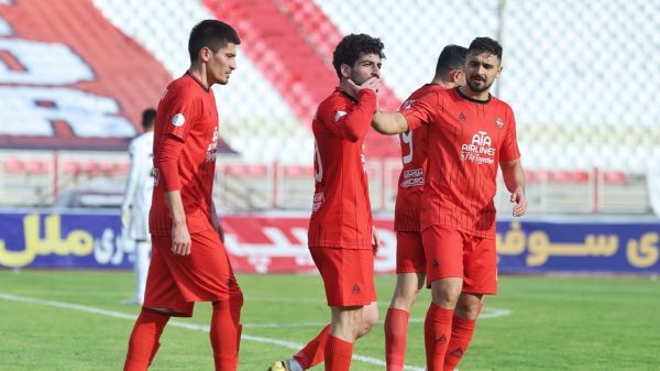  خلاصی از یک ابهام بزرگ؛ تراکتور با خیال راحت صدرنشین شد