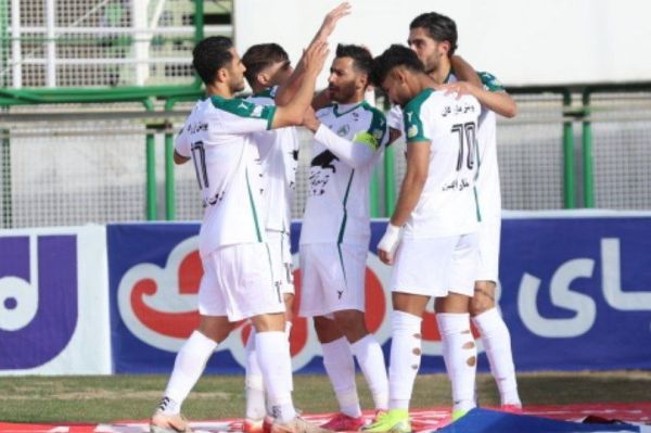 گلزنی بعد از ۸ بازی؛ پاگشای بازیکنان ذوب آهن به دست فجر