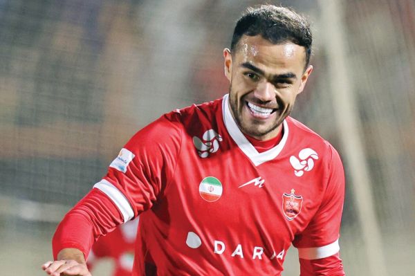 مورد عجیب ستاره ازبکستانی پرسپولیس