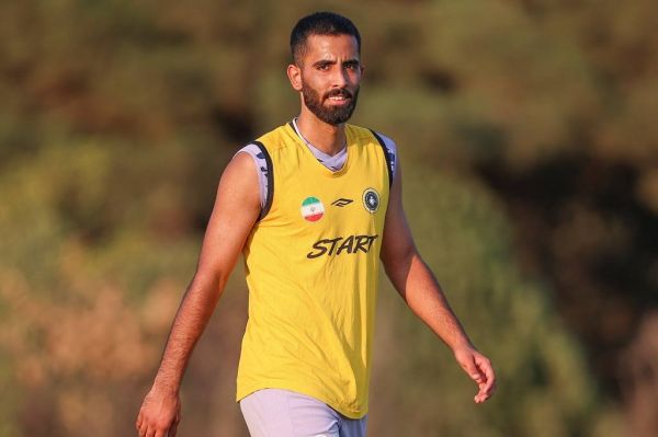  یک سرمایه دیگر از آکادمی سپاهان به تاراج رفت  ارشیا سرشوق در راه شارجه امارات